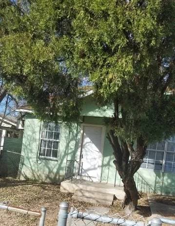 House for Rent | 4 Bed / 2 Bath | 1,312 Sq Ft